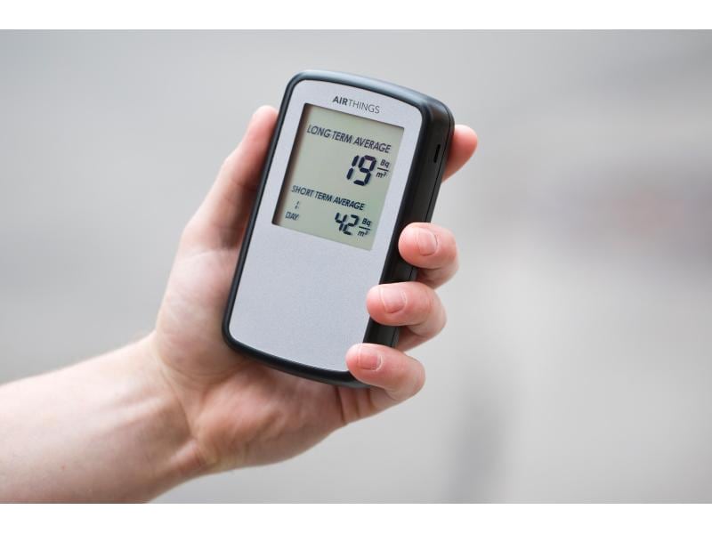 Airthings Radondetektor  Corentium Home Radongasdetektor