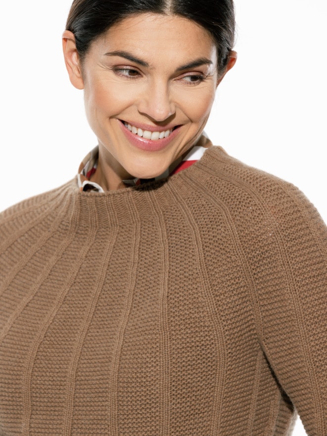 Cashmino Pullover Längsstruktur