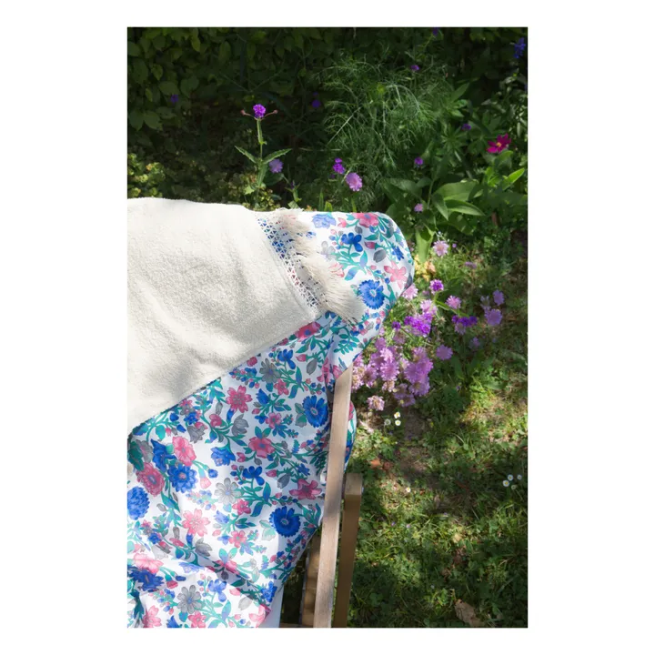 Louise Misha Serviette de plage Lana en coton bio | Bleu azur