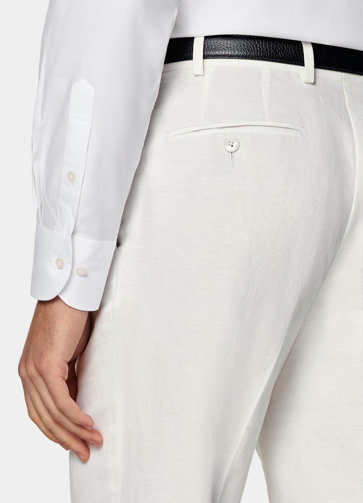 Costume Havana coupe Tailored blanc cassé