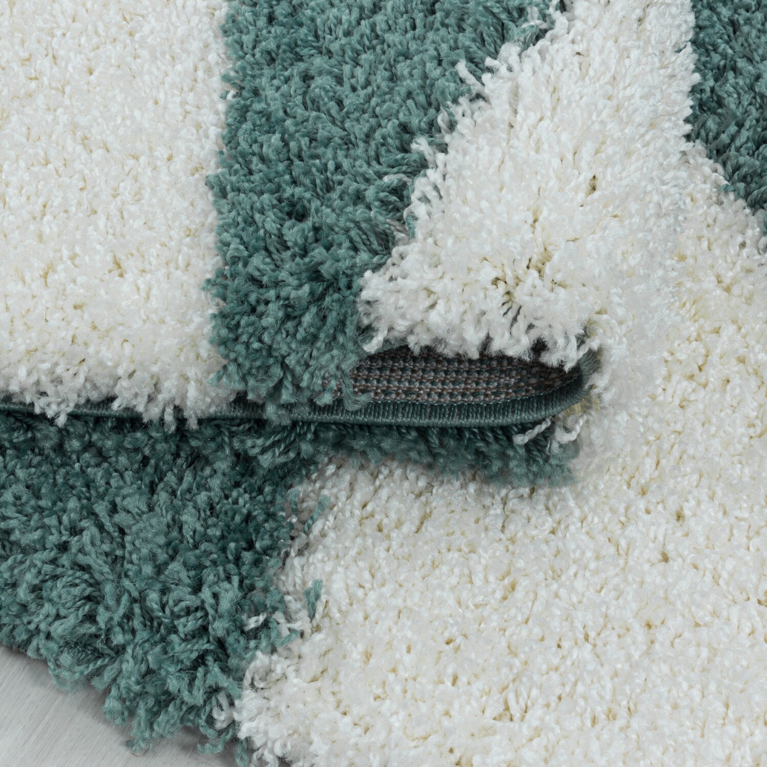 Stilvoller Hochflor Teppich, Modernes geometrisches Design, weicher Shaggy