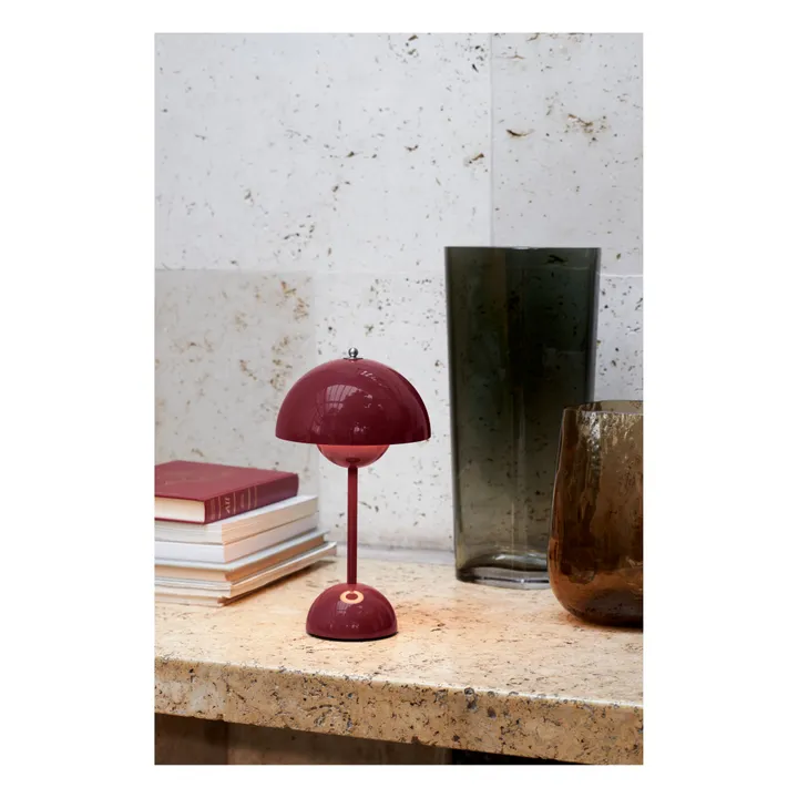 & Tradition Lampe à poser portative Flowerpot VP9, Verner Panton | Prune