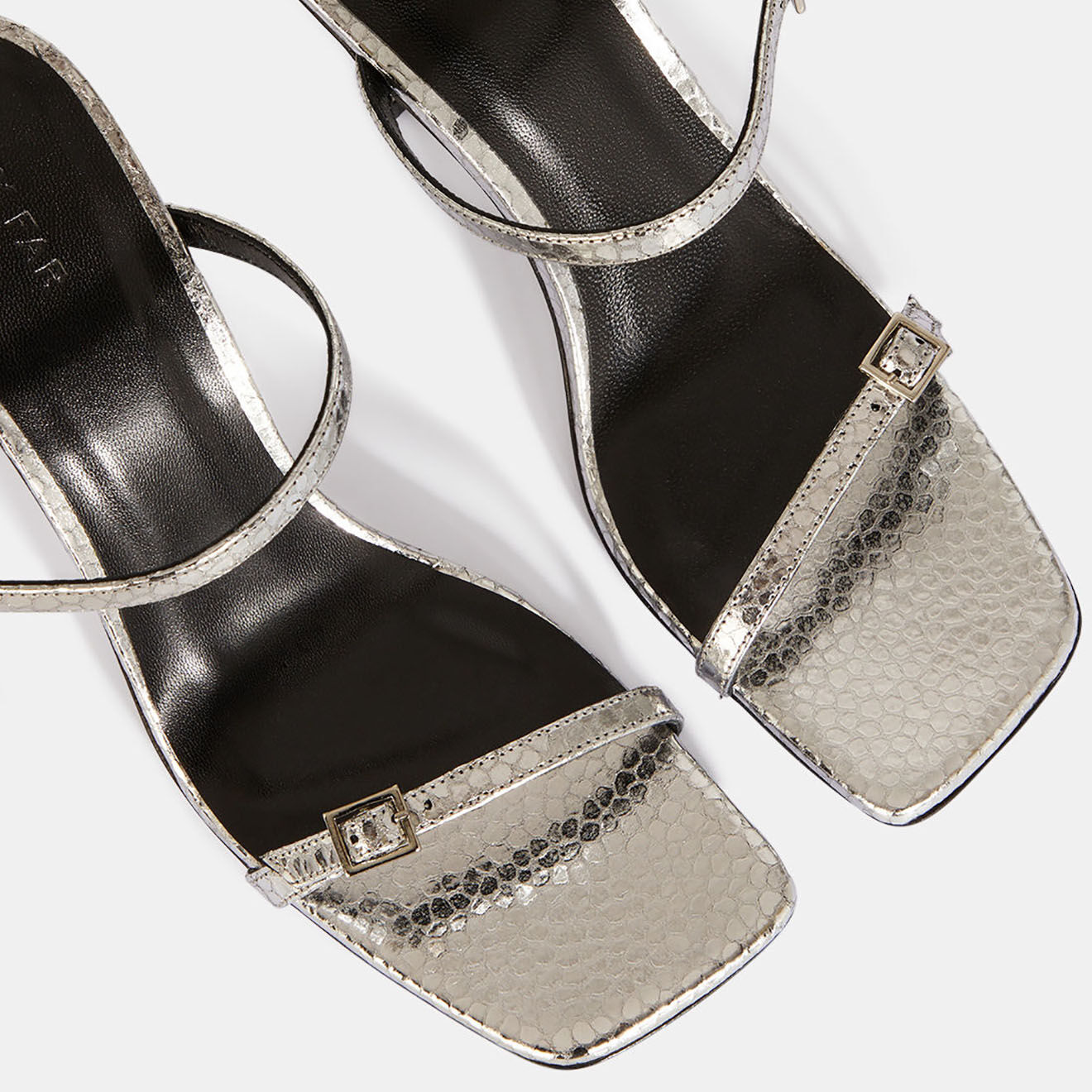 By Far Sandales en Cuir croco Flick argentées - Talon 8,5 cm