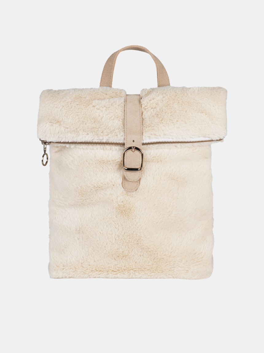 Mochila em pêlo cru