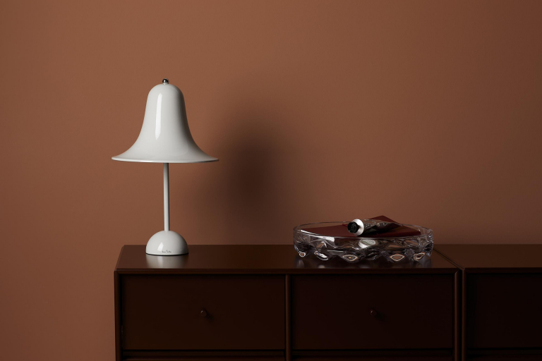 Verpan Pantop tafellamp zand grijs