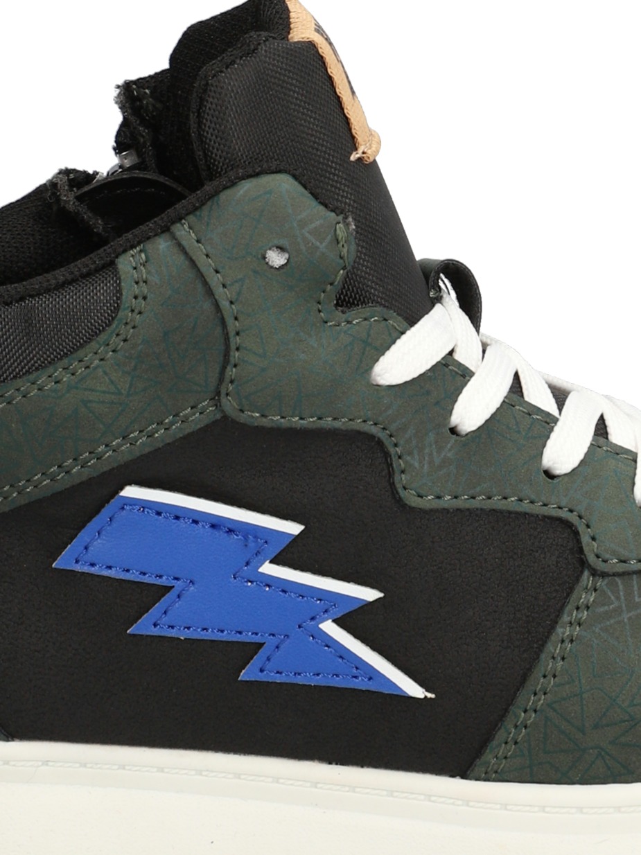Sneaker Mid Cut