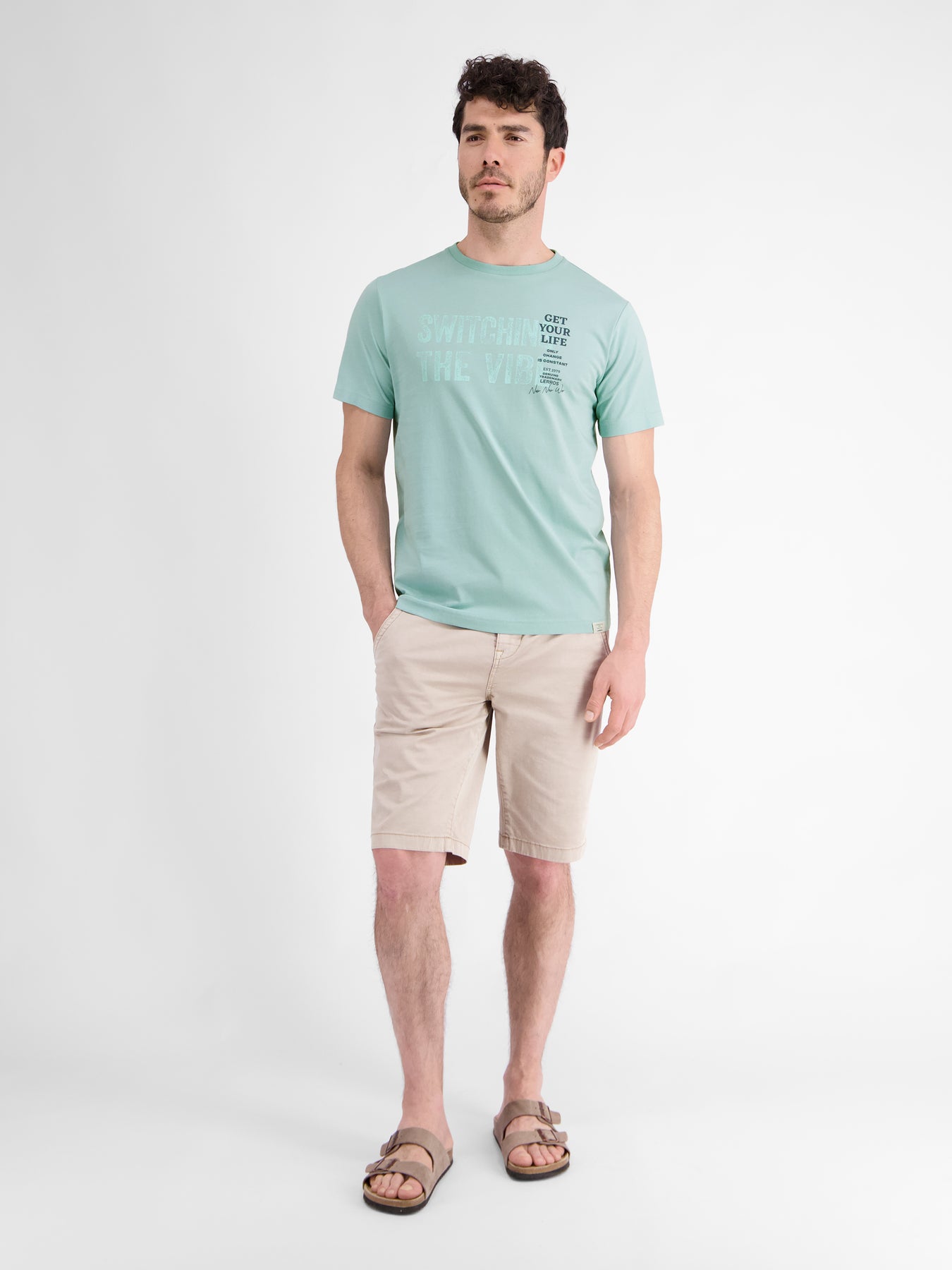 Unifarbenes T-Shirt für Herren mit Brustprint