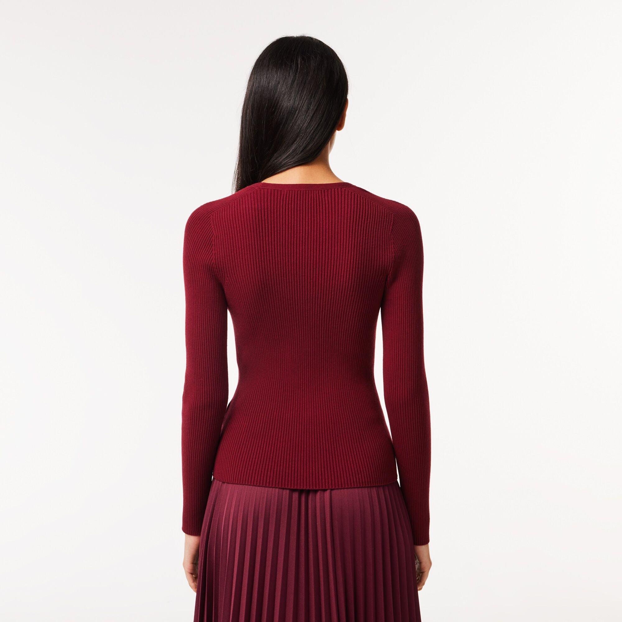 Lacoste Seamless V Neck Ribbed Sweater