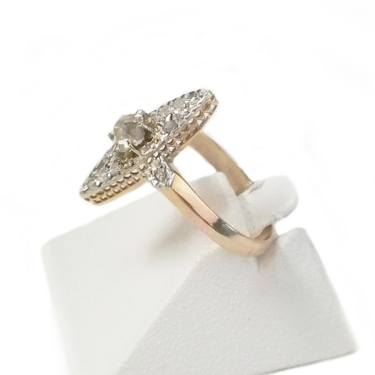 Bague marquise d'occasion or 750 jaune platine et diamants