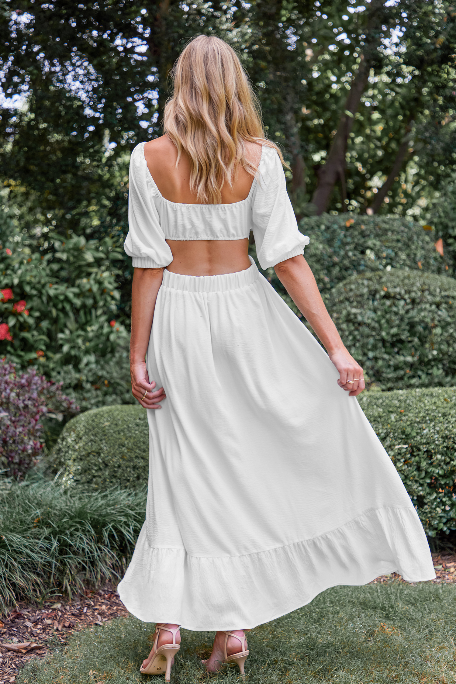 Robe maxi à volants découpée blanche