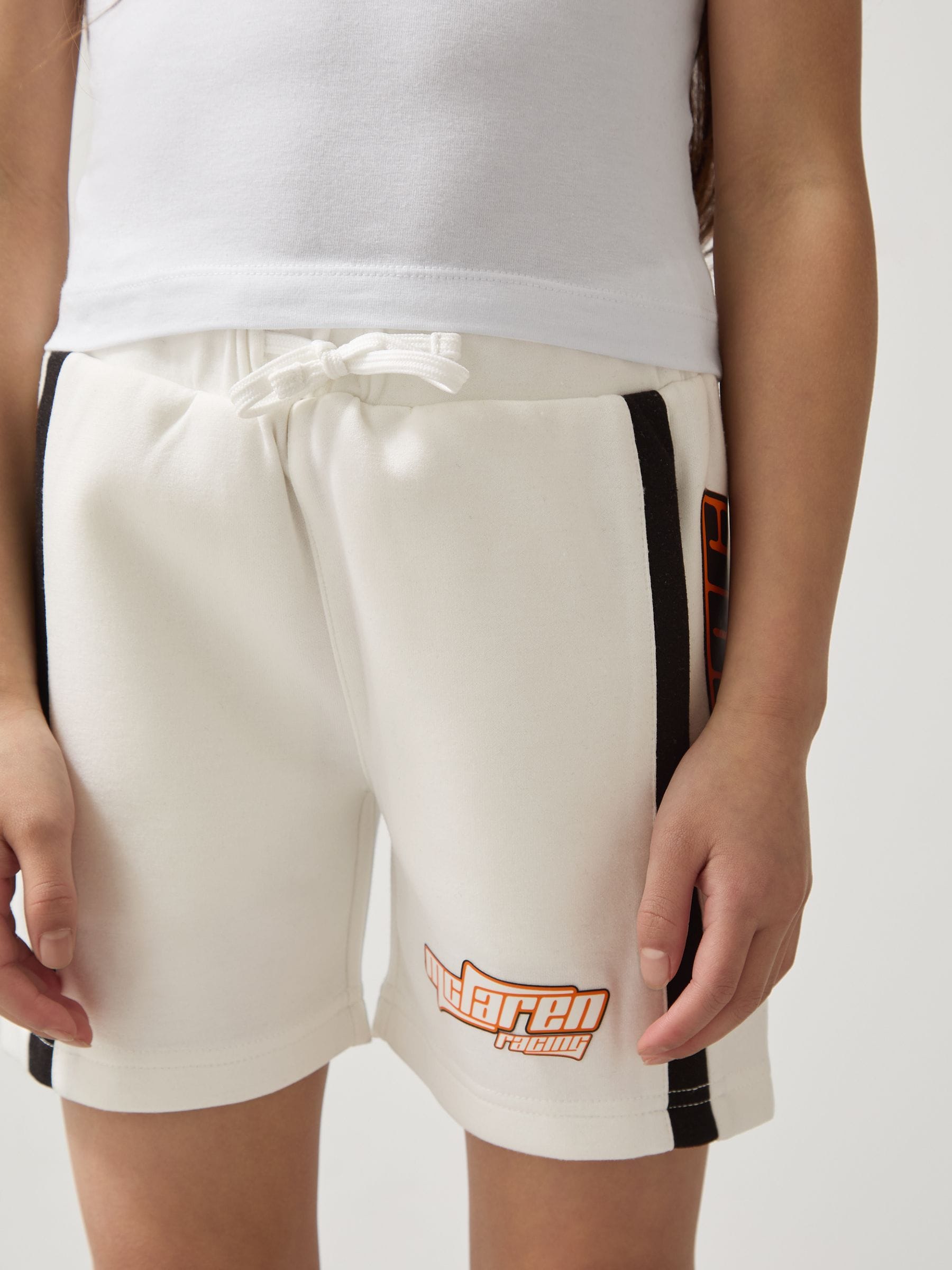 Wit - Reiss Ride Uniseks Fit McLaren F1 Team Trekkoord Shorts
