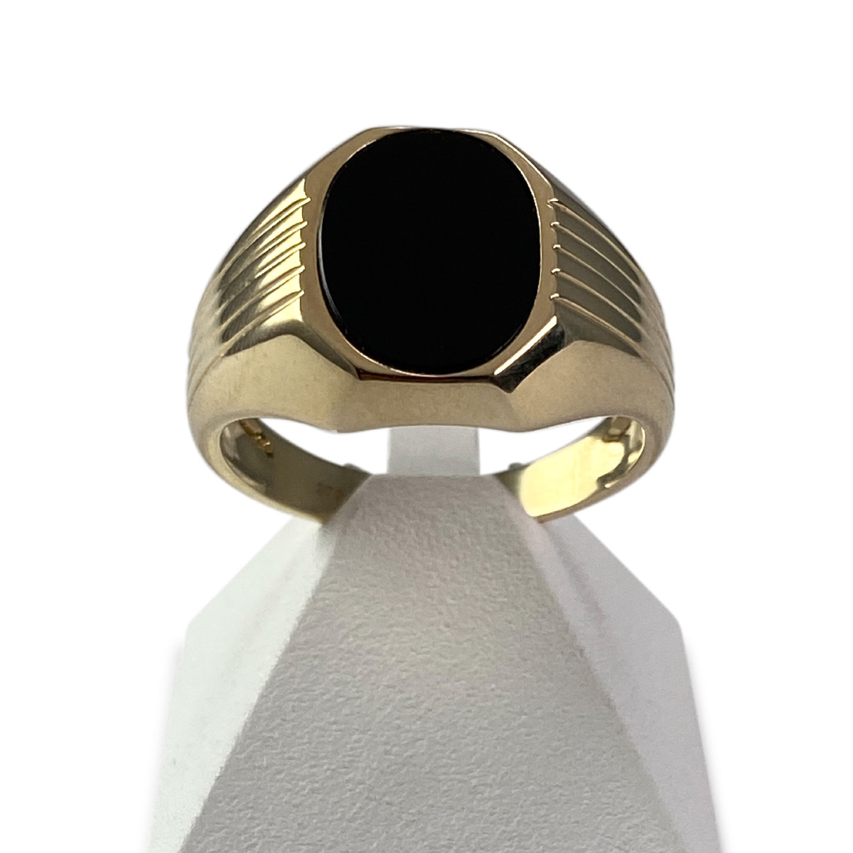 Bague d'occasion or 375 jaune ovale onyx noir