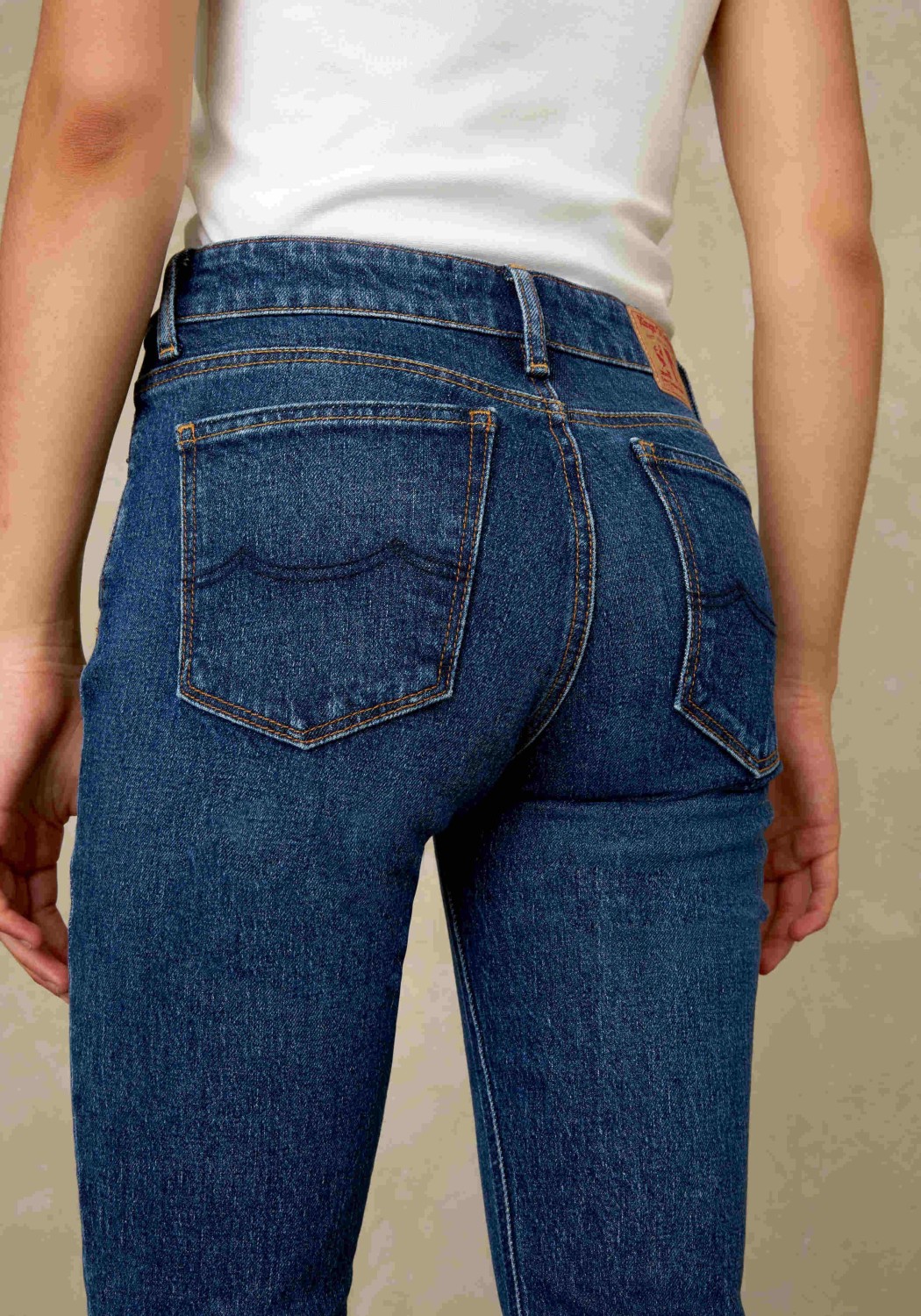 Kings Of Indigo Jeans Juno Medium Clean Clear Redcast Hemp