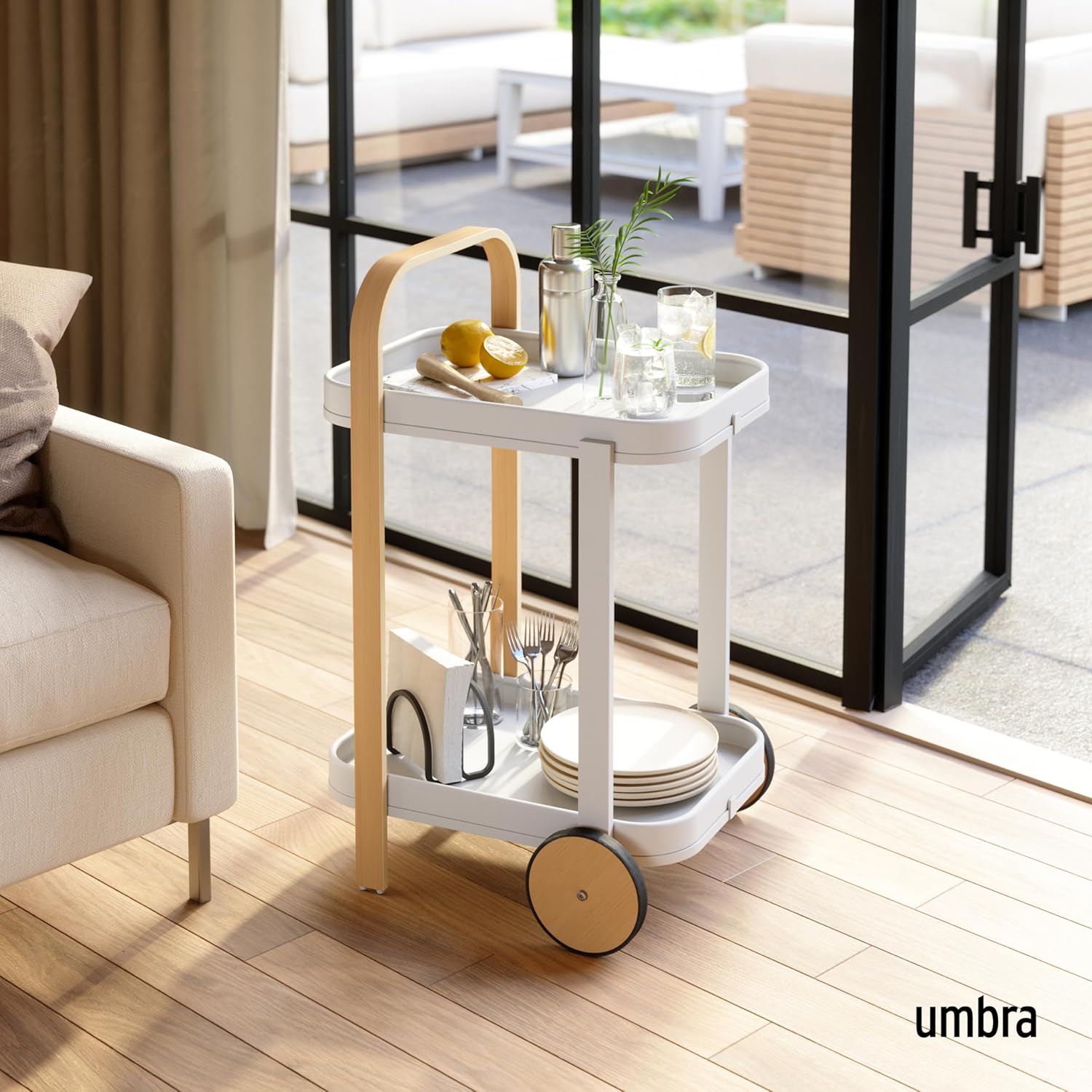 Umbra Bellwood Barwagen, Servierwagen und Aufbewahrung mit 2 Ebenen und herausnehmbaren Tabletts aus Metall, Weiss/Natur