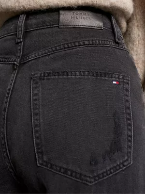 Calça jeans preta de cintura alta e corte reto e relaxado