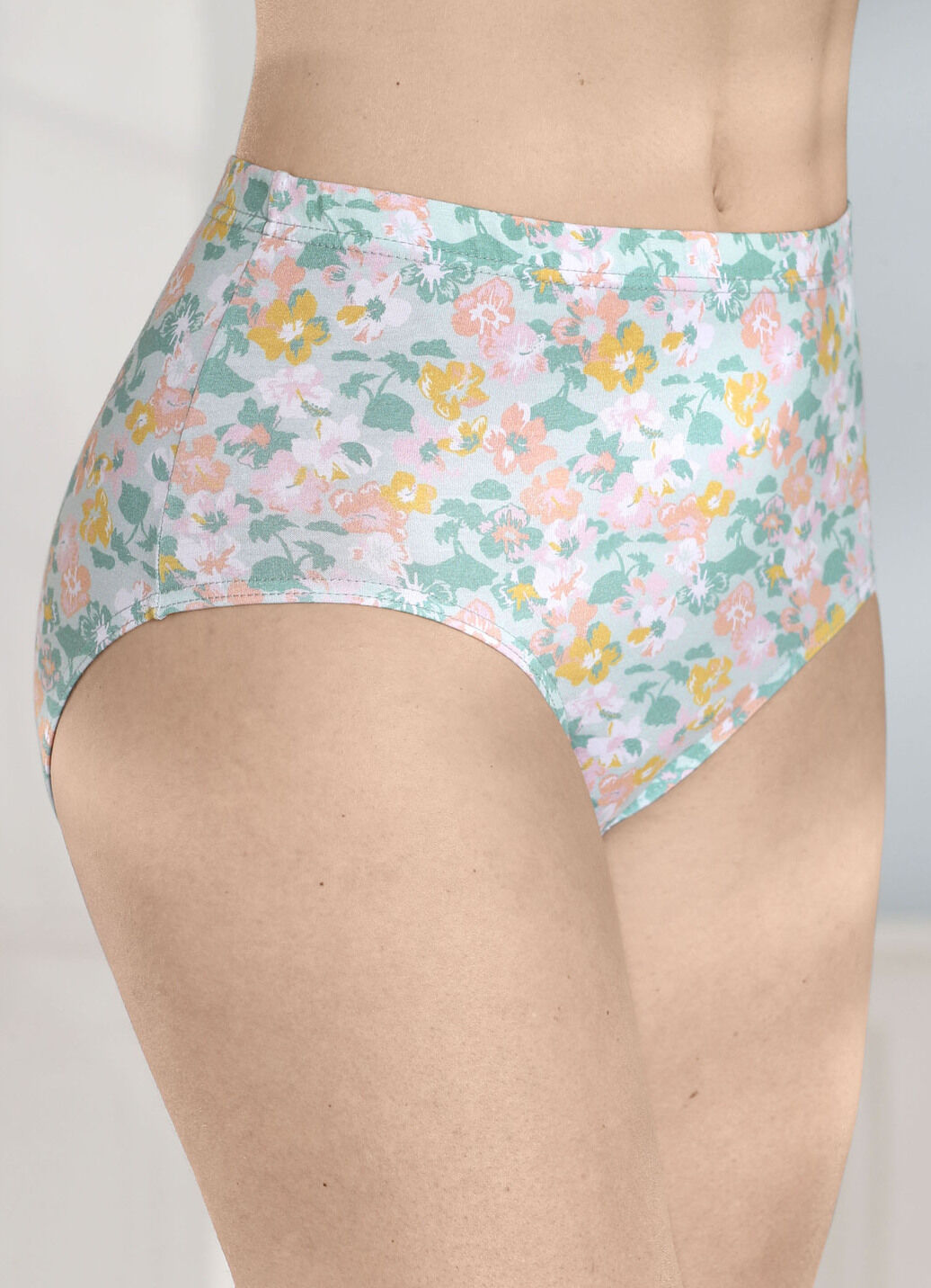 Viererpack Slips mit buntem Floraldessin