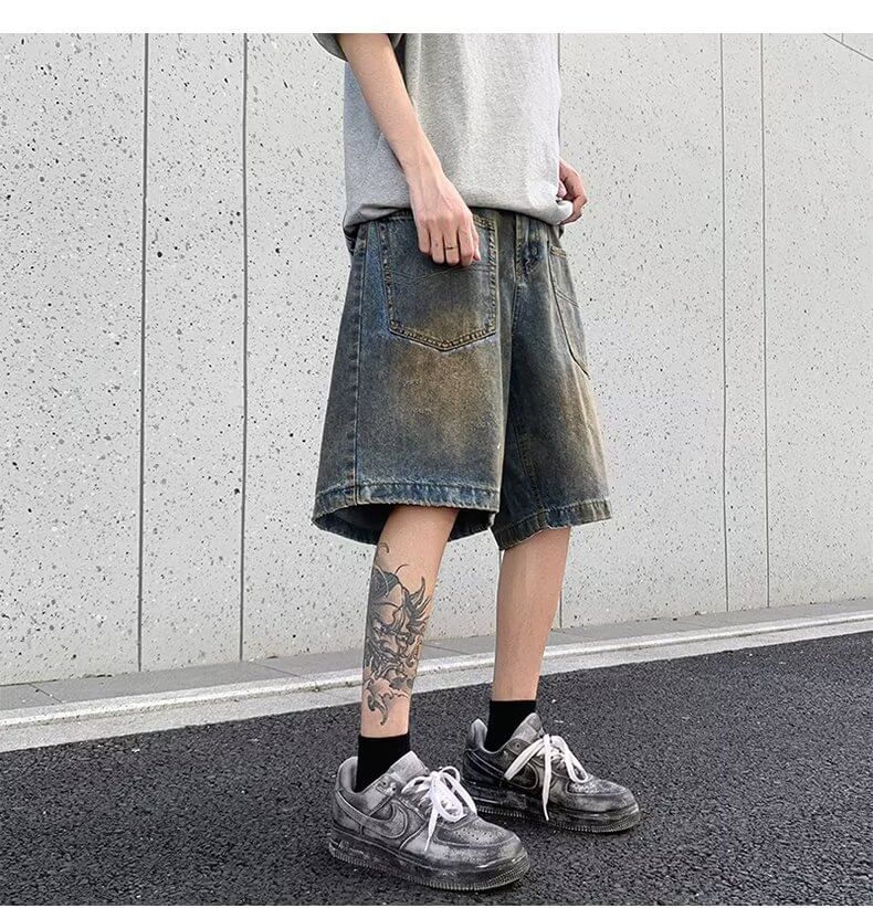 Maxelane - Mid Rise Washed Denim Shorts