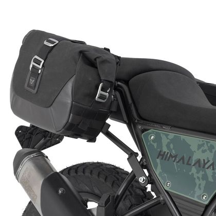 Sacoches cavalières SW-MOTECH Legend Gear set black Edition (9.8/13.5 litres) avec supports - Noir