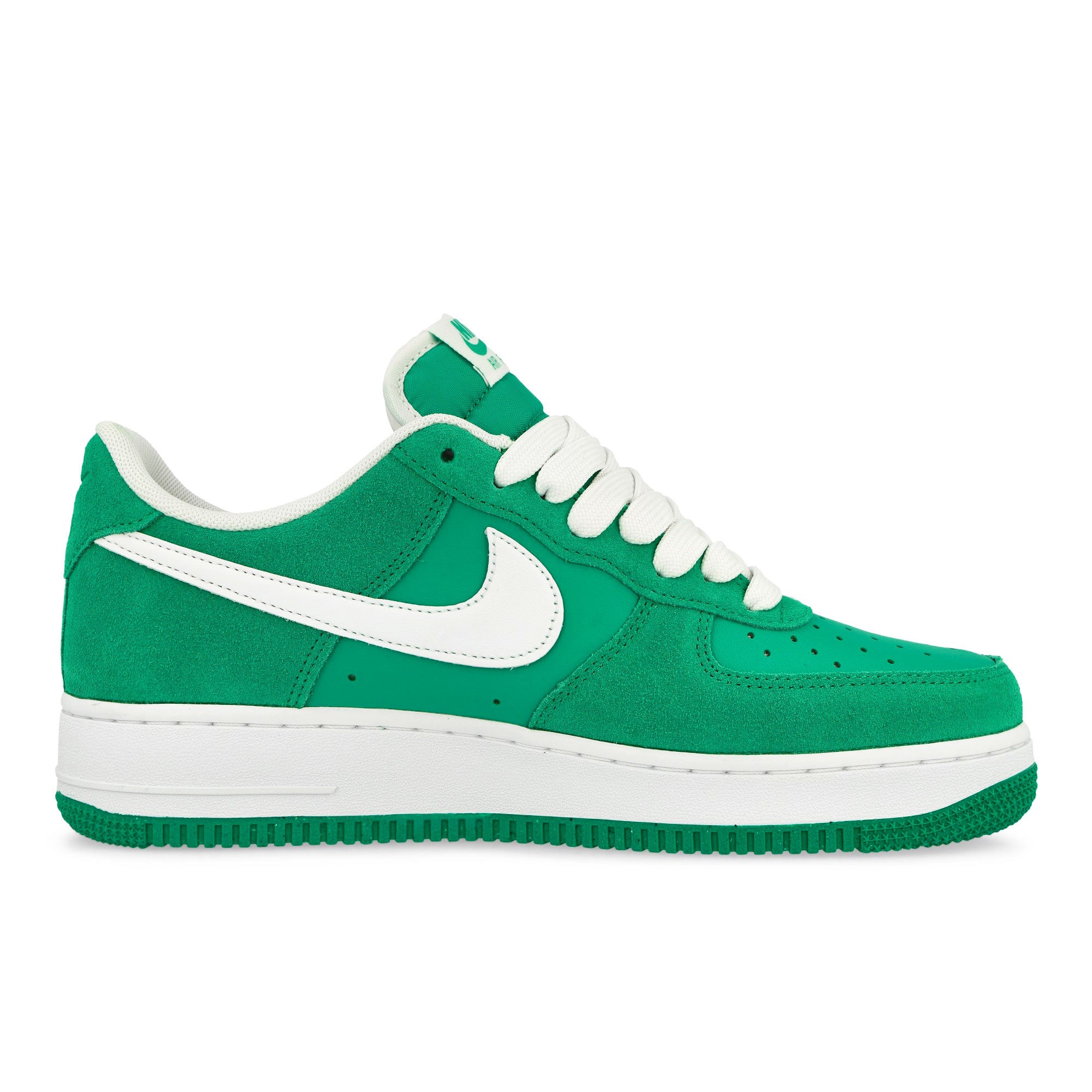 Nike<br>Air Force 1 '07 LV8