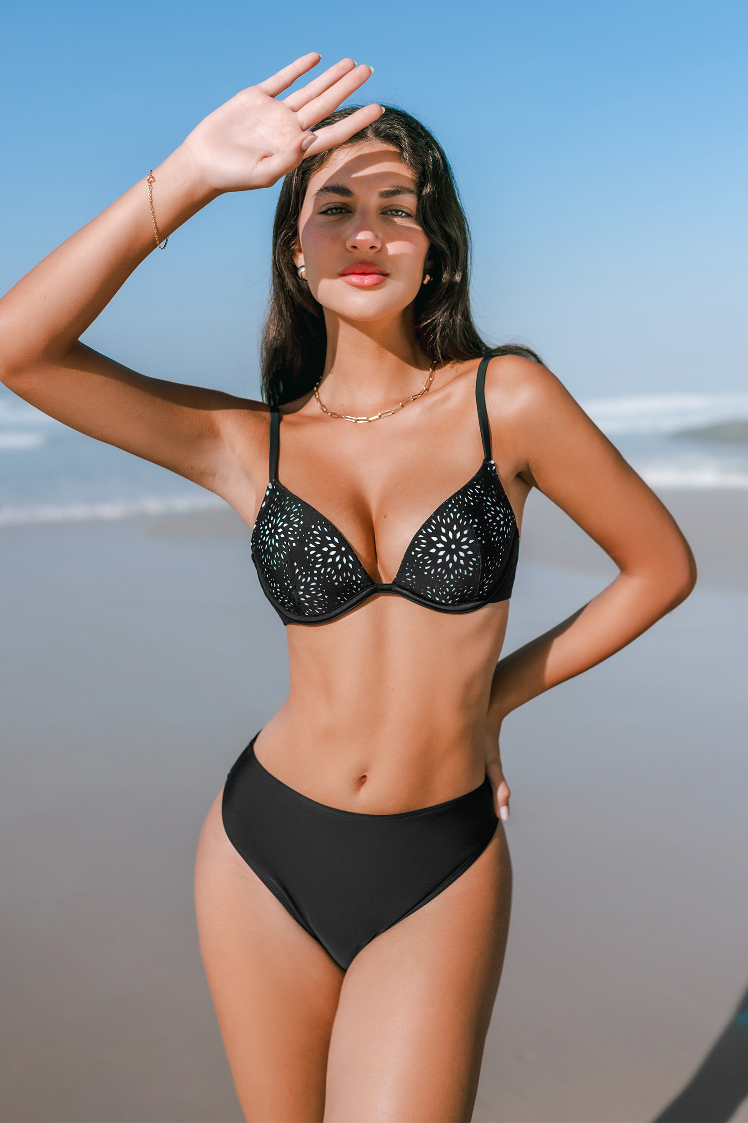 Bikini push up à col en V et bas moderne noir effronté