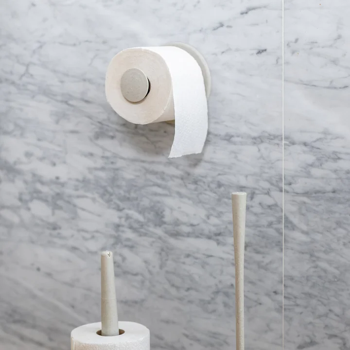 Koziol - Plug'n Roll Toilettenpapierhalter (Recycelt), desert sand