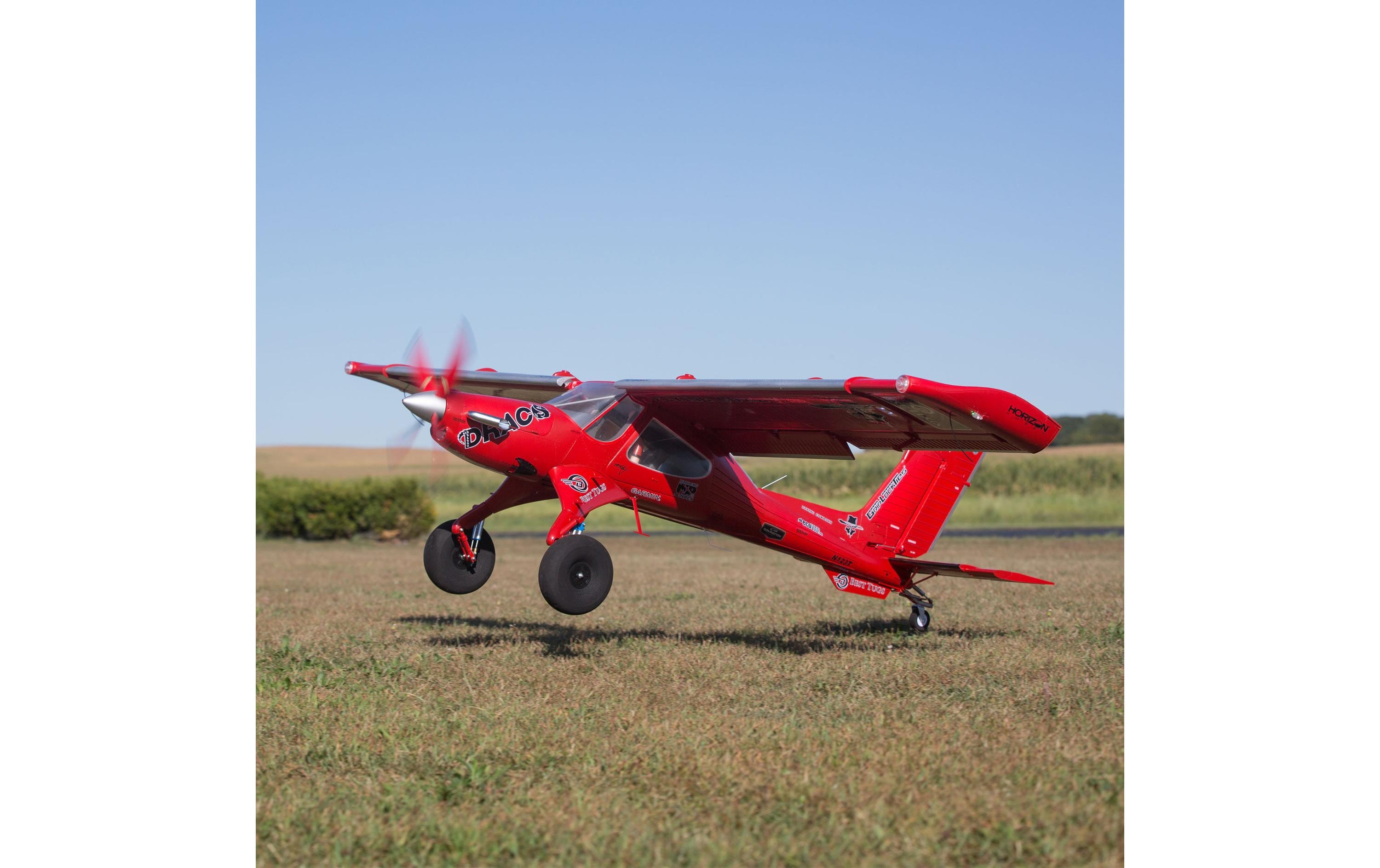 Motorflugzeug DRACO 2.0m Smart BNF Basic AS3X SAFE<br>Replika von Mike Patey's stark modifizierter STOL Wilga «Draco»