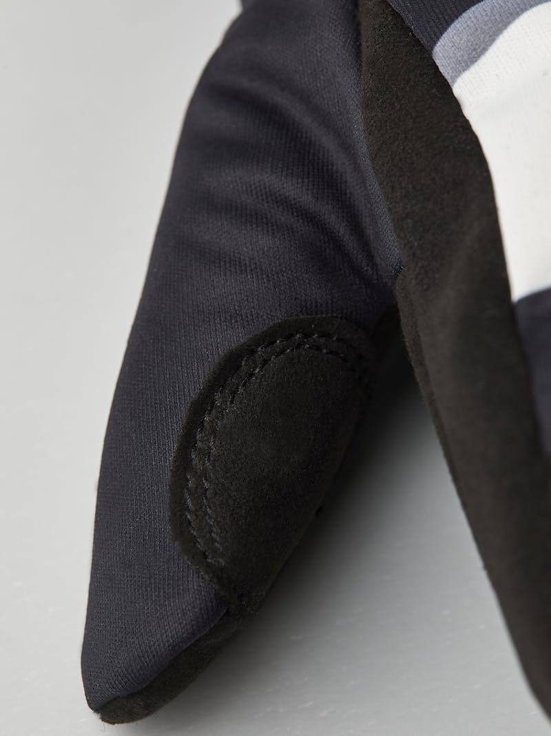 Tracker Mitt Junior Black Print