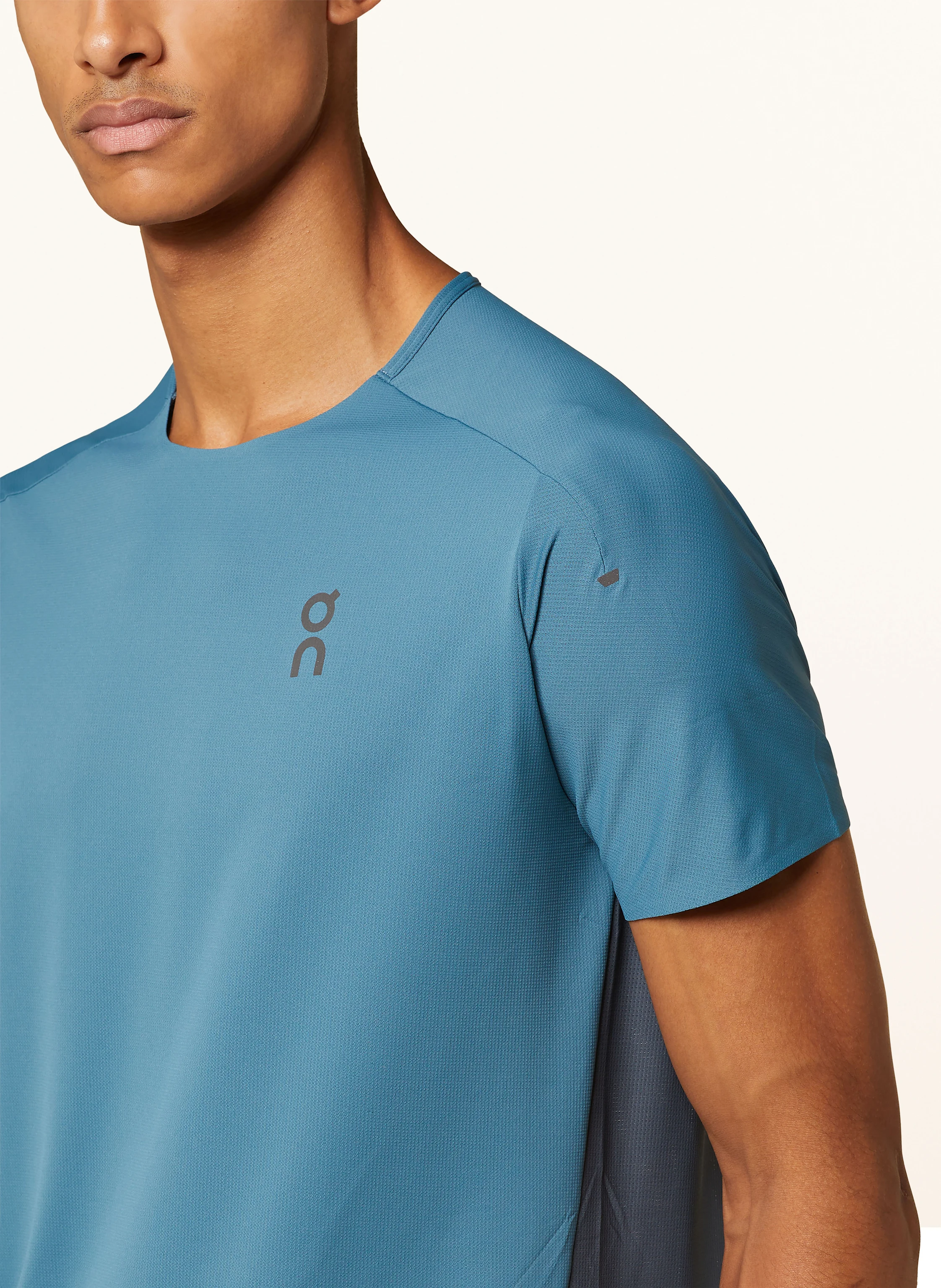 On Laufshirt PERFORMANCE-T
