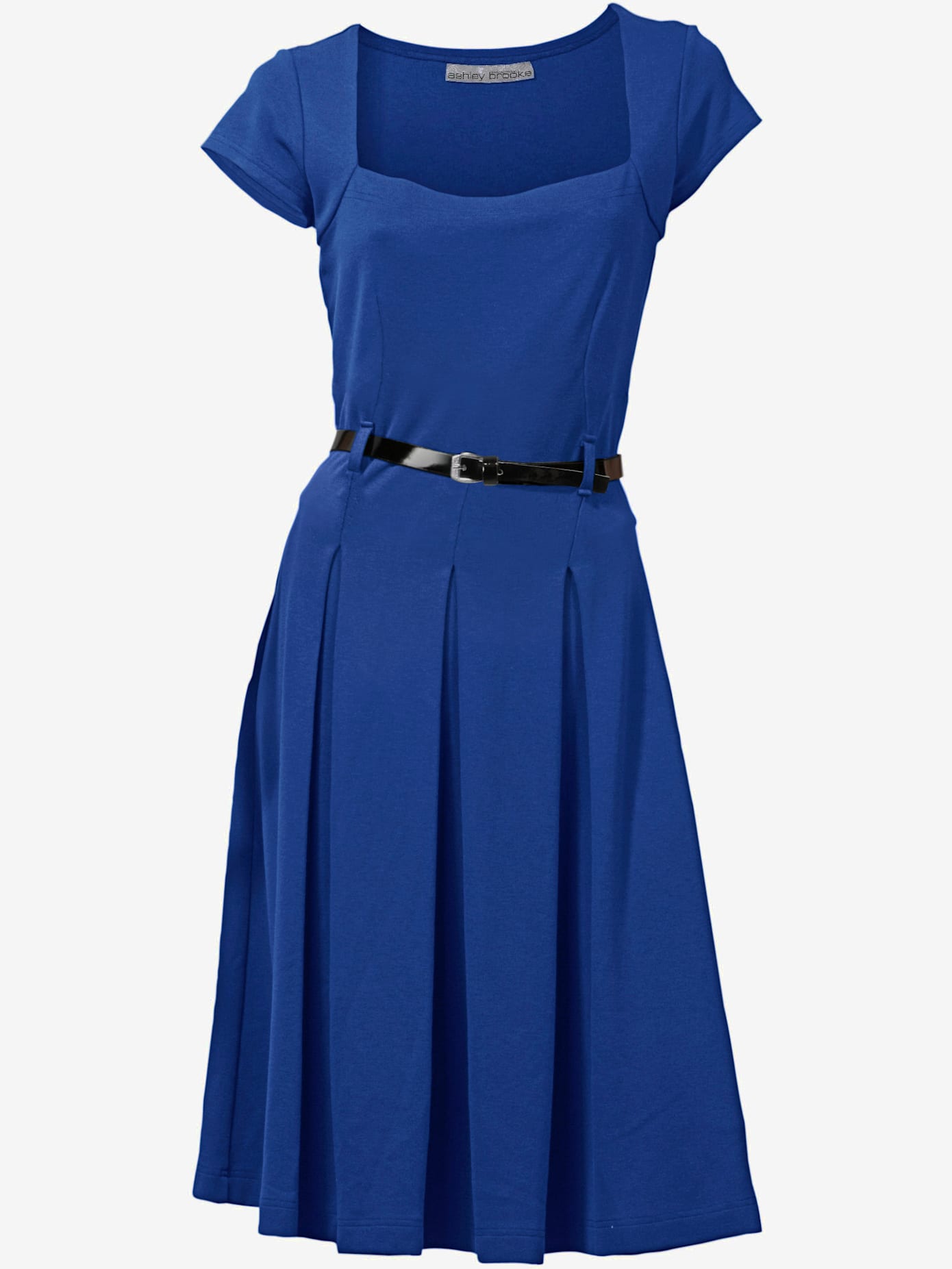 Robe en jersey look féminin avec ceinture