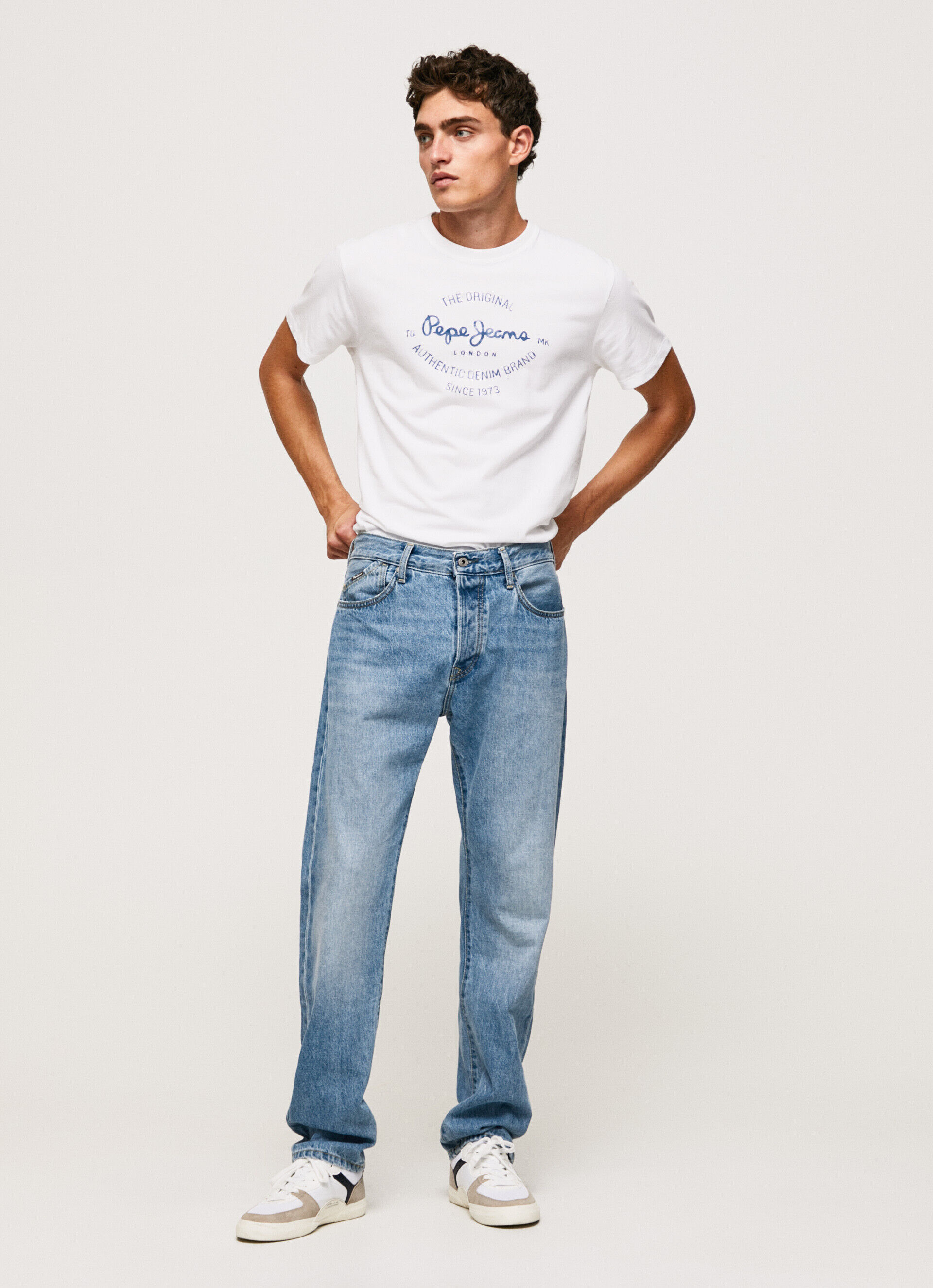 Camiseta de algodão com logotipo estampado - branca