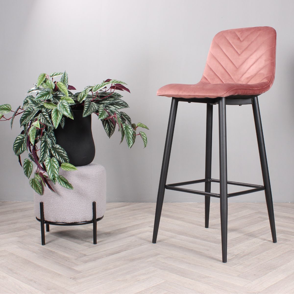 DS4U - Gaby barkruk velvet 75 cm 2.0 - roze