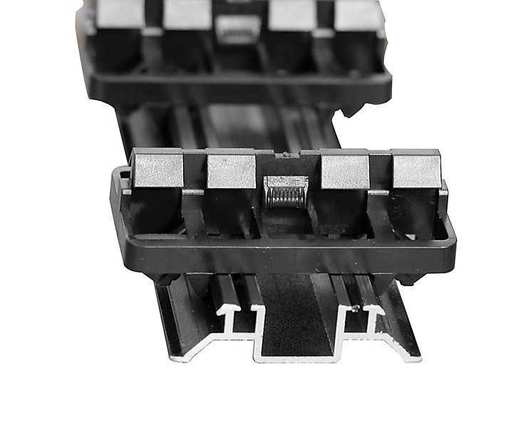 Rail alu avec clips pour lame de terrasse Areto