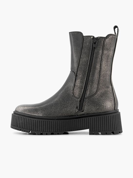 Claudia Ghizzani Chelsea boot