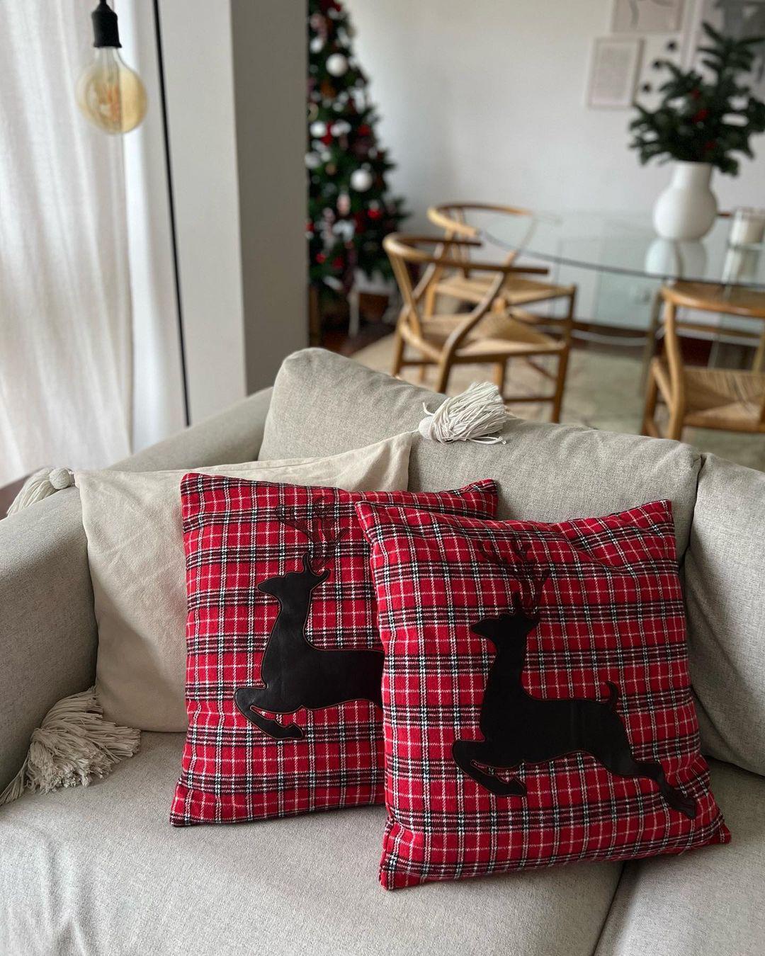 Set van 2 sierkussens COMET 45 x 45 cm Donkerrood kerstmotief