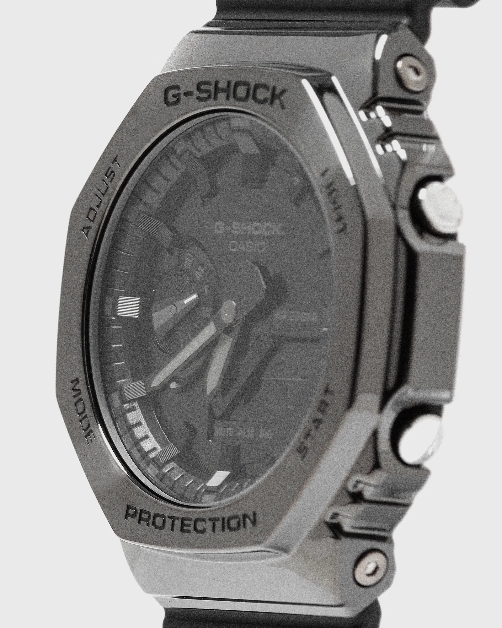 G-SHOCK GM-2100BB-1AER
