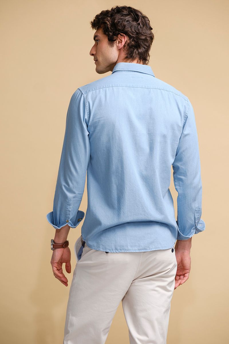 CAMISA SLIM FIT EM GANGA LEVE