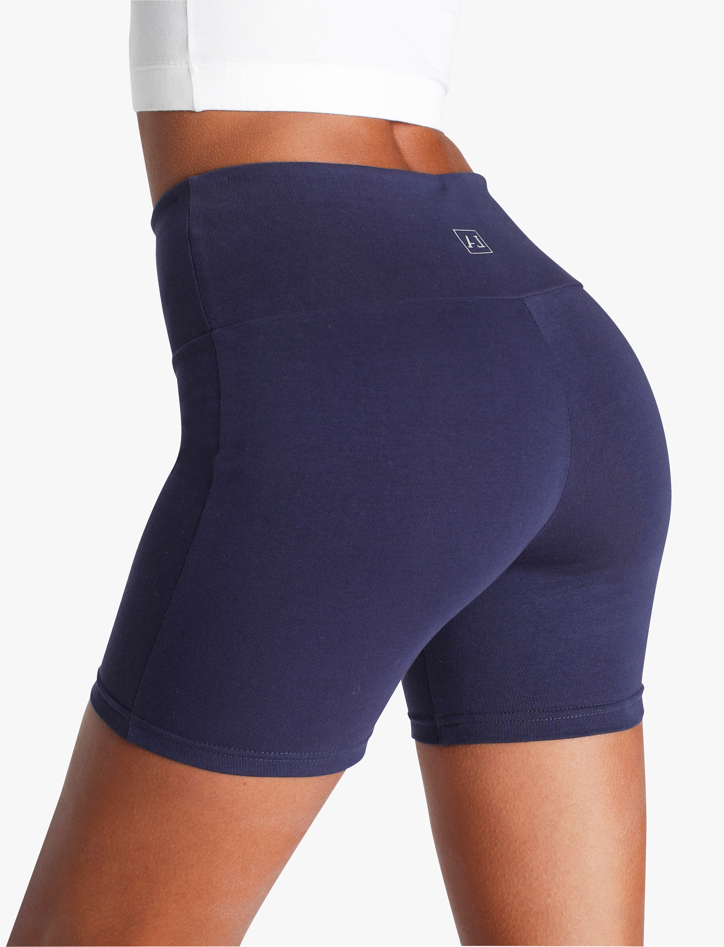LASCANA Shorts  mit breitem Bündchen und Logodruck, Loungewear