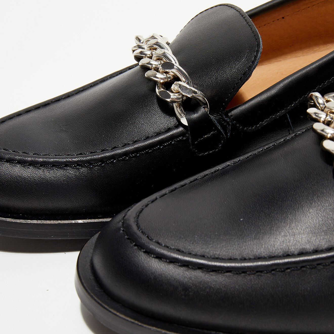 Apologie Mocassins en Cuir Leila noirs