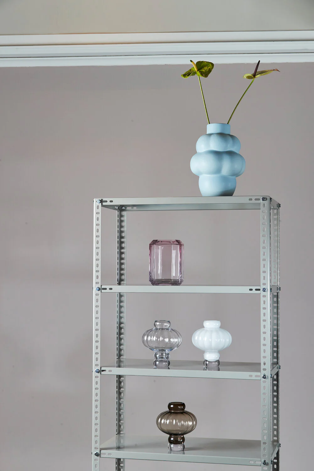 Louise Roe  Balloon vase #04, Sky Blue - H:32 cm
