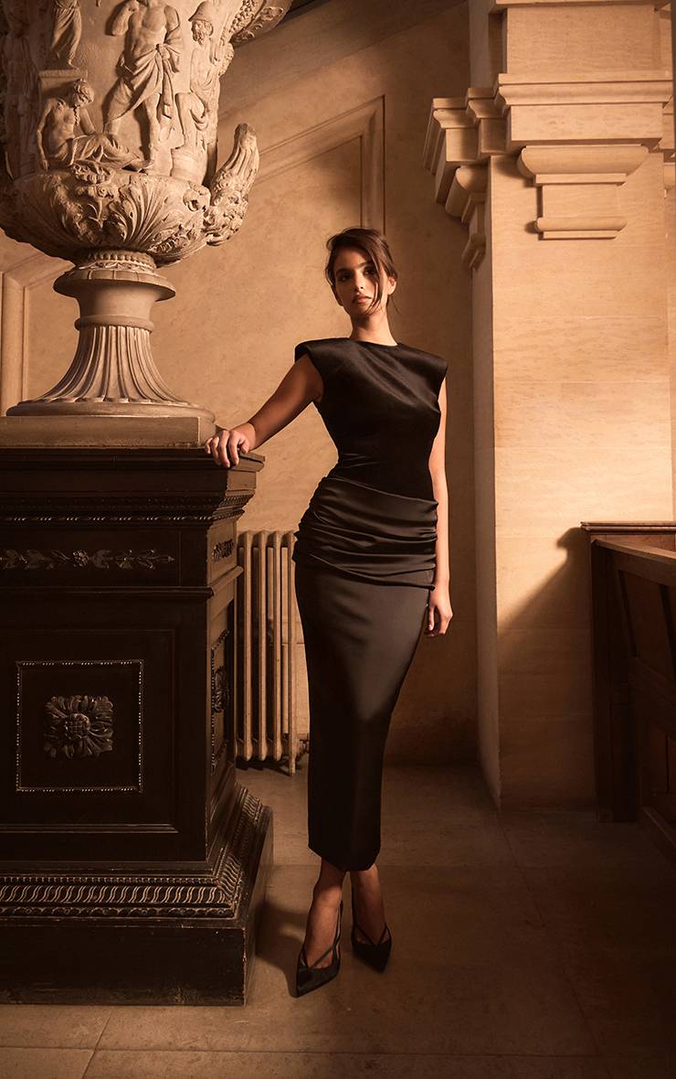 Noir Robe Mi-longue En Satin Froncé À Épaules Marquées En Velours PLT Label