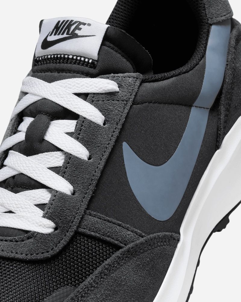 Chaussures Nike Waffle Nav Noir & Blanc pour homme