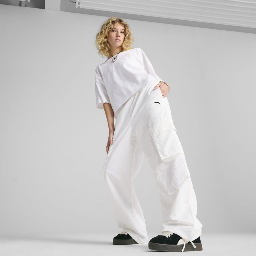 Puma WARDROBE ESS Cargohose in Relaxed Fit