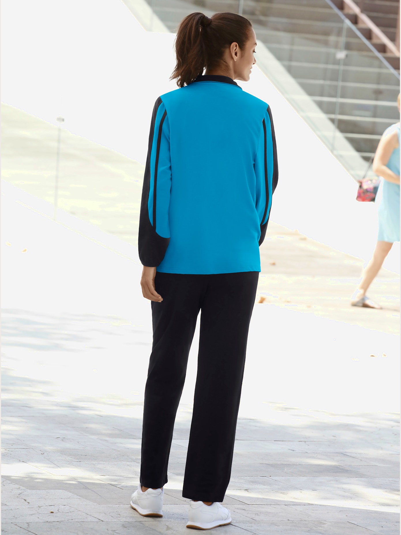Tenue de loisirs qualité jersey extensible, souple et confortable