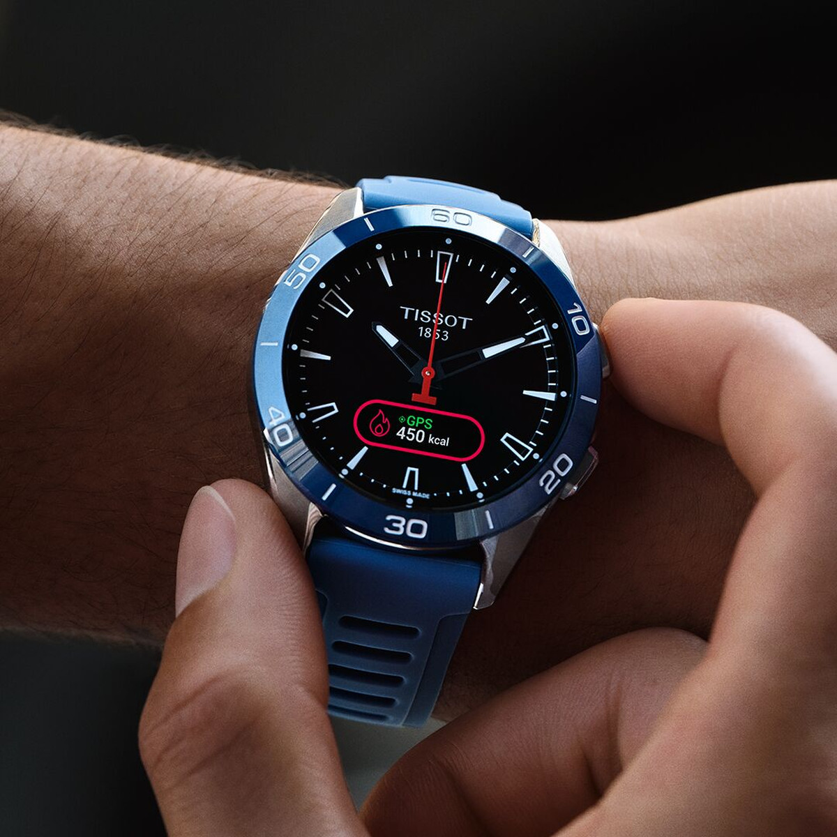 Montre TISSOT Touch collection homme solaire, bracelet silicone bleu