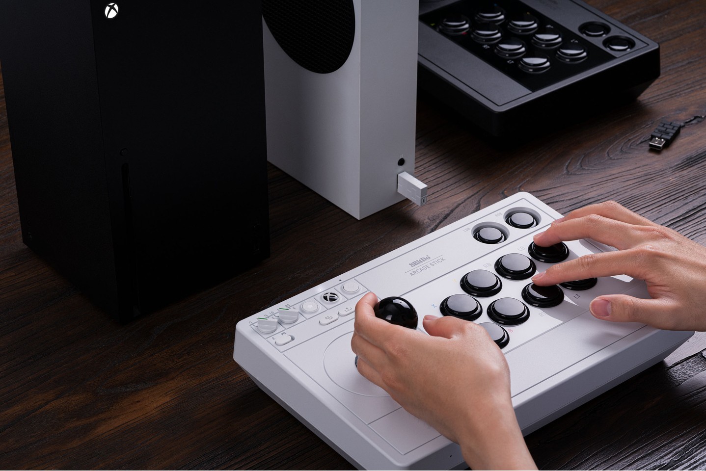 8BitDo Arcade Stick Xbox & PC White