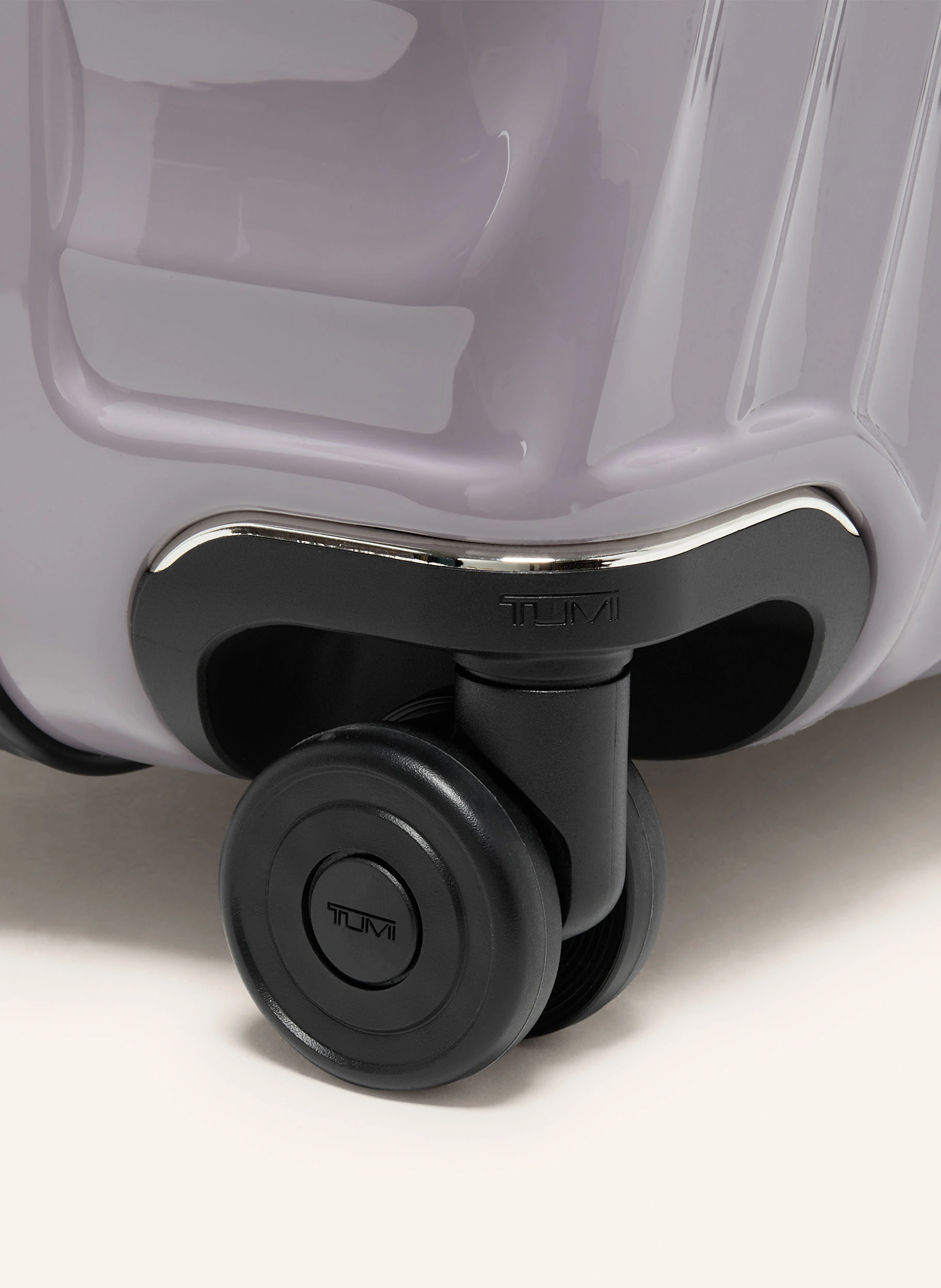 TUMI 19 DEGREE Trolley EXTENDED TRIP EXPANDABLE