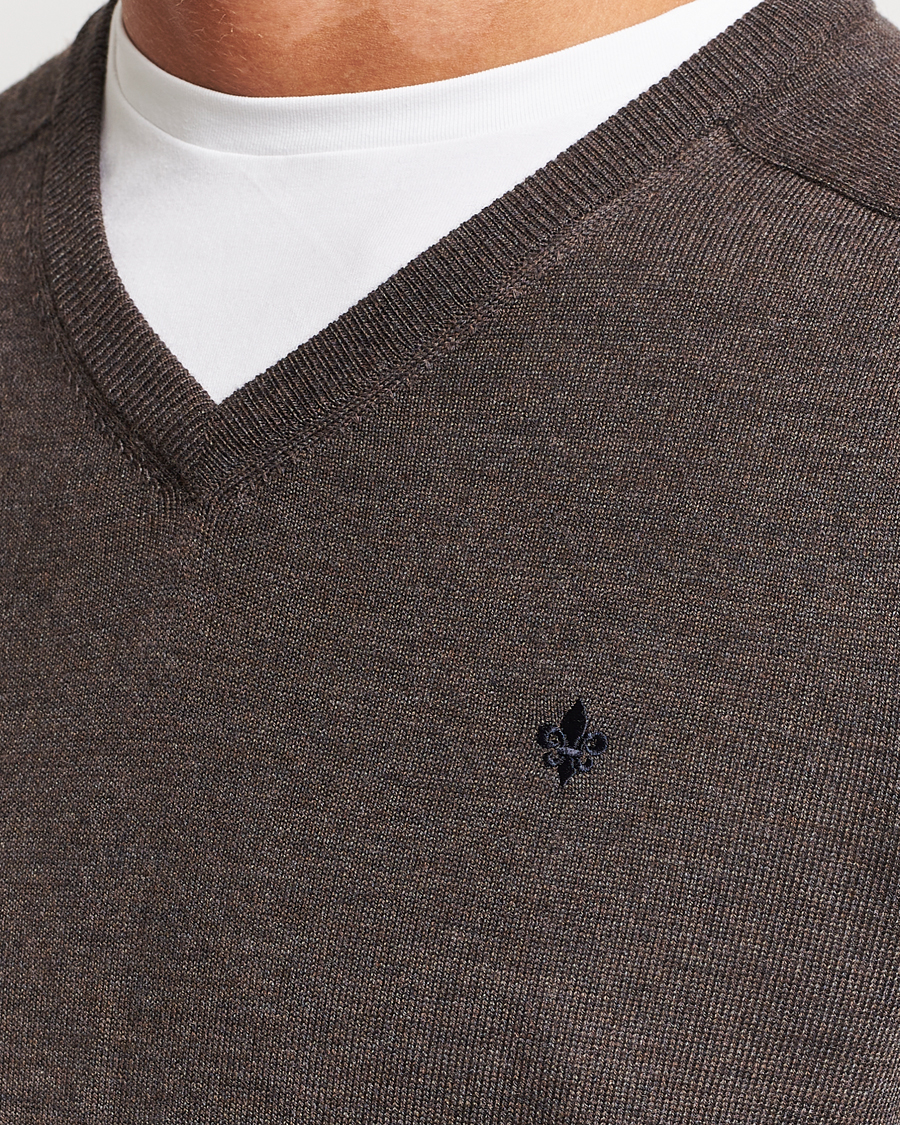 Morris Merino V-neck Brown