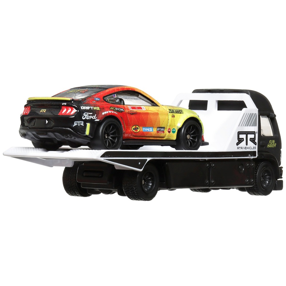 Hot Wheels Premium Team Transport '23 Ford Mustang RTR & Aero Lift Fahrzeug