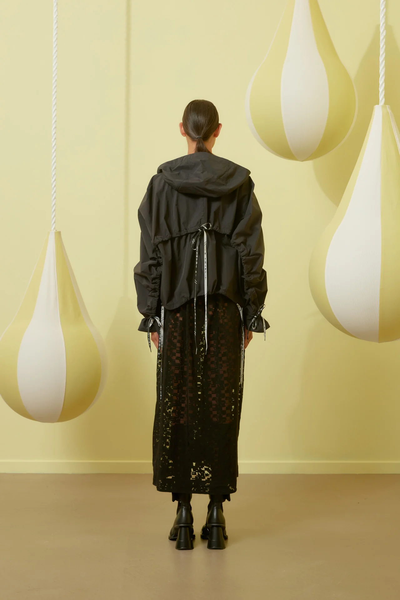 Henrik Vibskov  Delivery anorak - sort