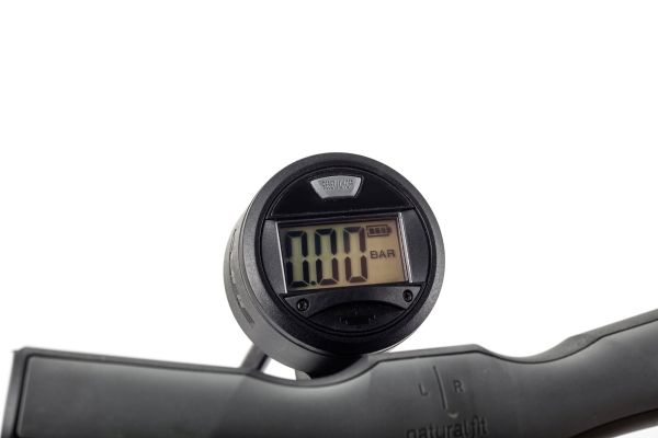 Cube Acid Race Digital Fodpumpe, 160 PSI